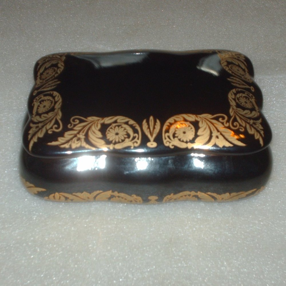 Vintage Amita black and gold decorated trinket box